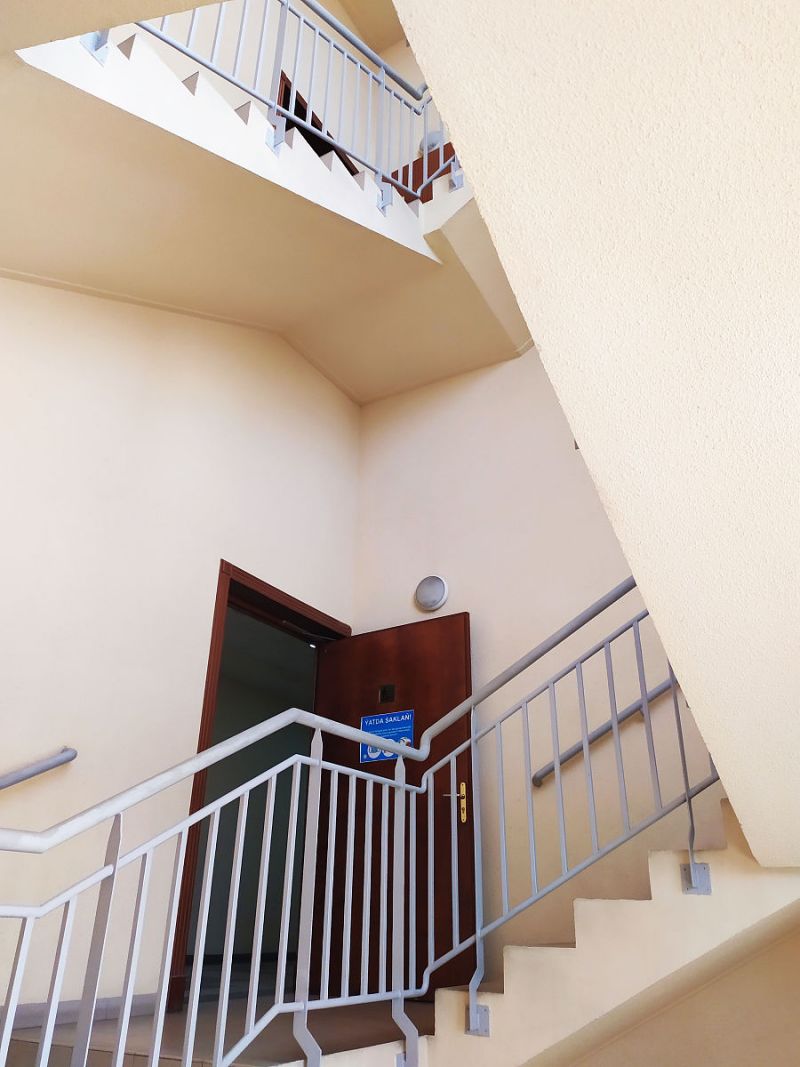 复式楼楼梯风水：如何选择最佳的房屋结构？